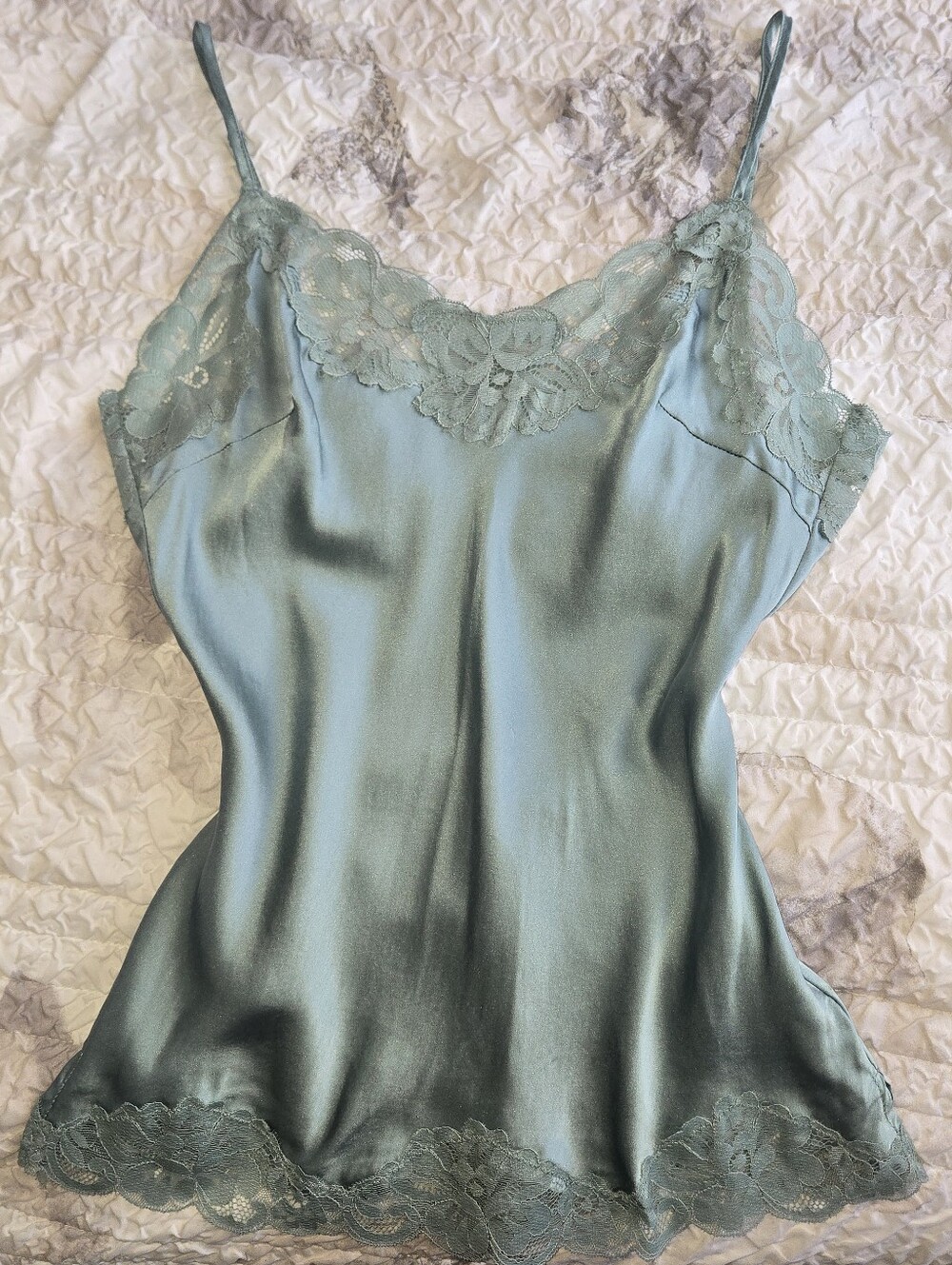 ☁️ Luxury Silk Gold Hawk tank top cami in sage green seafoam with lace size S